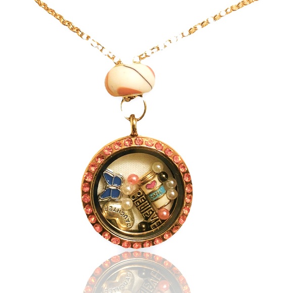 Boutique. Jewelry - DAUGHTER boutique charm circle locket pendant necklace + FREE CHARM EXTRAS!